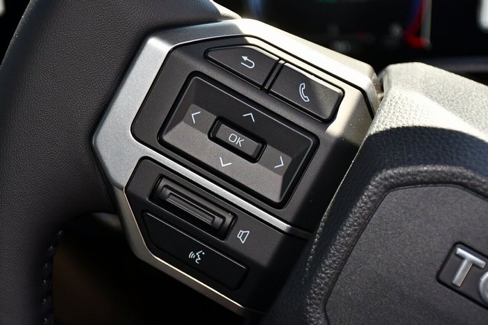 2026 Toyota Landcruiser Prado VX