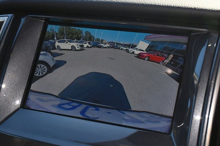 2022 Ford Everest Titanium