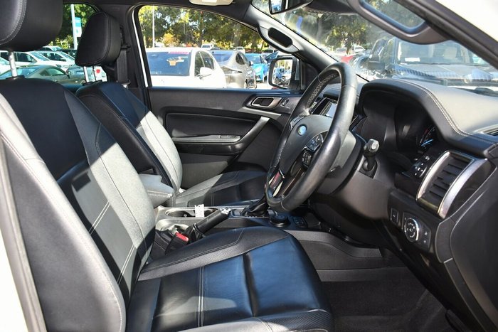 2022 Ford Everest Titanium