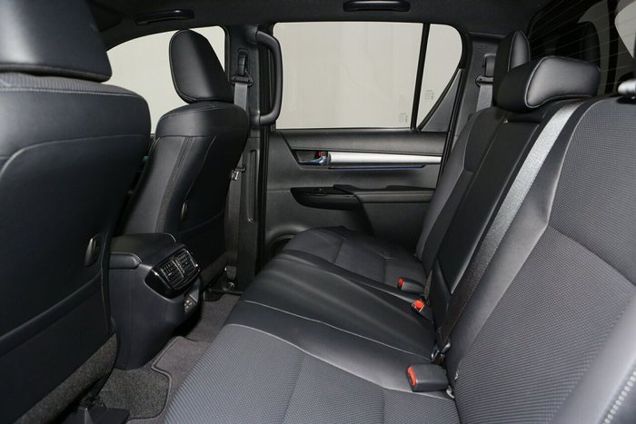 2025 Toyota Hilux Rogue 48V