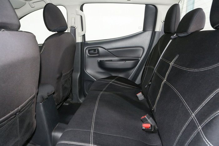 2024 Mitsubishi Triton GLX