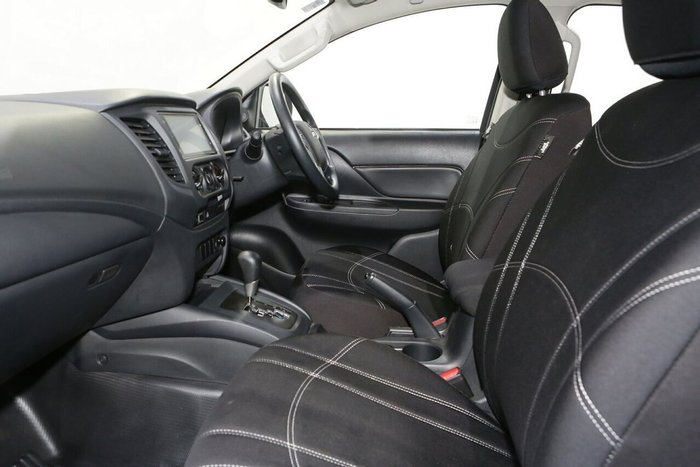 2024 Mitsubishi Triton GLX