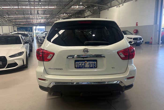 2017 Nissan Pathfinder Ti