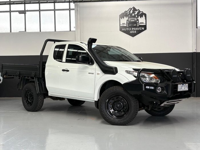 2017 Mitsubishi Triton GLX