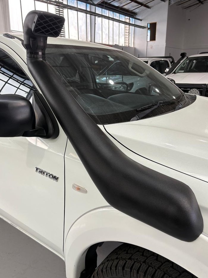 2017 Mitsubishi Triton GLX