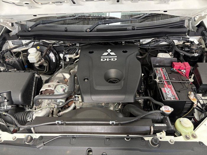 2017 Mitsubishi Triton GLX