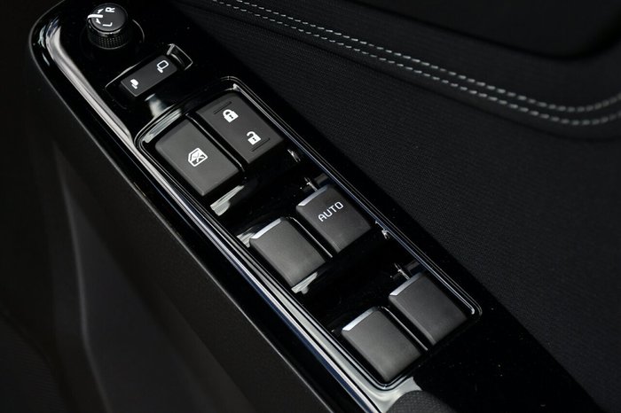 2025 Isuzu D-MAX LS-U