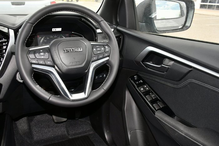 2025 Isuzu D-MAX LS-U