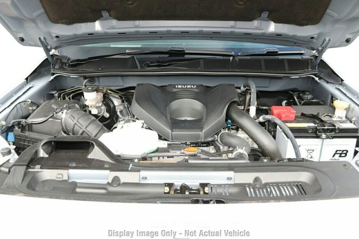 2025 Isuzu MU-X X-TERRAIN