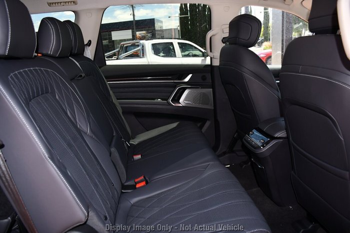 2025 LDV D90 Executive