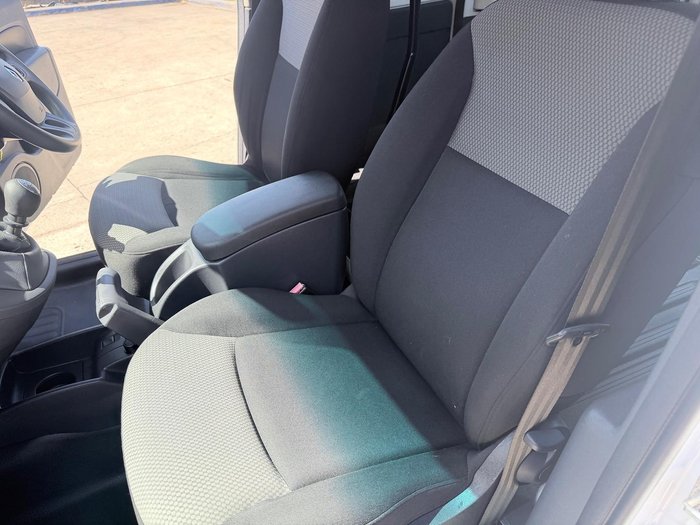 2017 Renault Kangoo F61 Phase II Mineral White