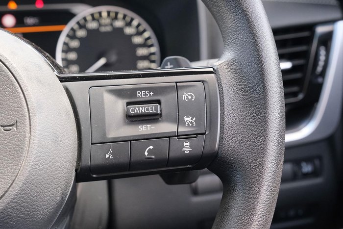 2023 Nissan X-TRAIL ST