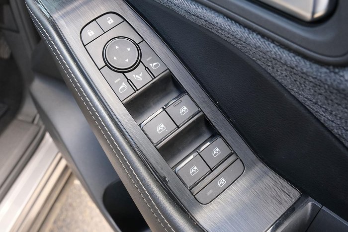 2023 Nissan X-TRAIL ST