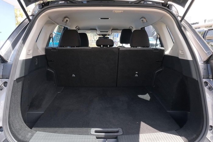 2023 Nissan X-TRAIL ST