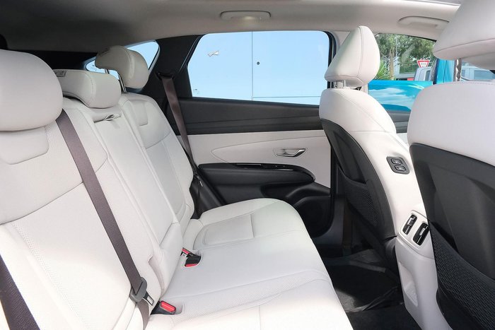 2025 Hyundai Tucson Hybrid Premium