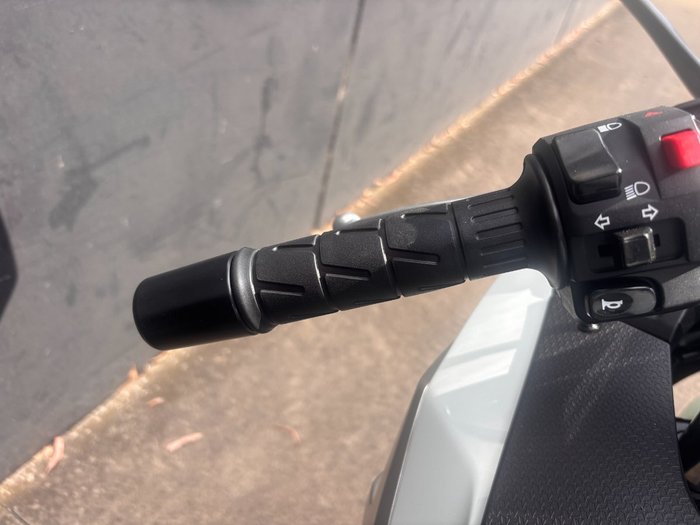 2026 Kawasaki 2026 Kawasaki 500CC NINJA 500 SE (LAMS) SPORTS EX500JTFAW WHITE