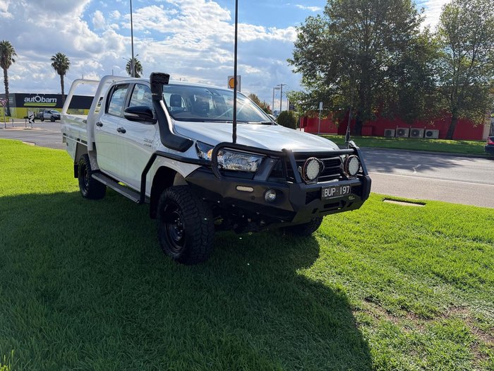 2022 Toyota Hilux SR