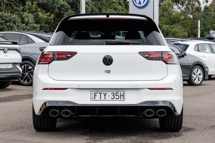 2025 Volkswagen Golf R Black Edition