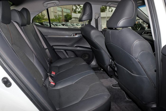 2018 Toyota Camry SL