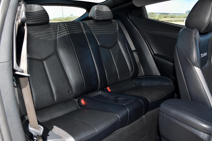 2015 Hyundai Veloster SR Turbo