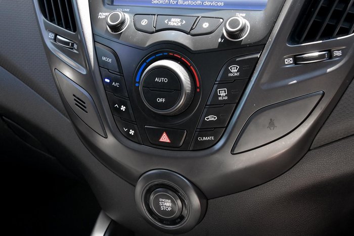 2015 Hyundai Veloster SR Turbo