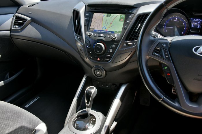 2015 Hyundai Veloster SR Turbo