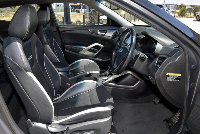 2015 Hyundai Veloster SR Turbo