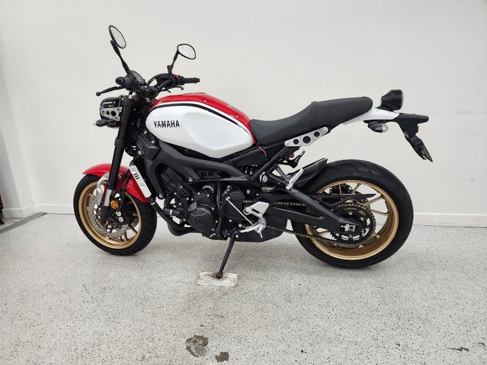 2021 YAMAHA XSR900 (MTM850A) WHITE