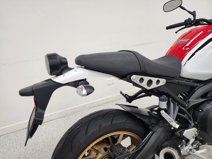 2021 YAMAHA XSR900 (MTM850A) WHITE