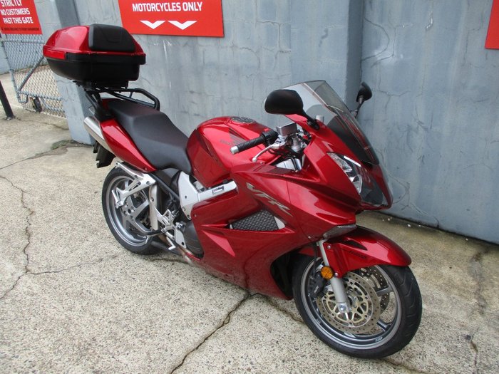 2008 Honda VFR800F (VFR800Fi) RED