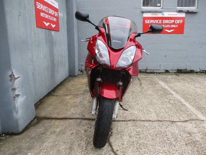2008 Honda VFR800F (VFR800Fi) RED