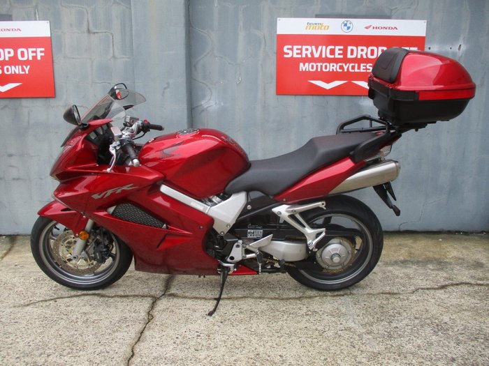 2008 Honda VFR800F (VFR800Fi) RED