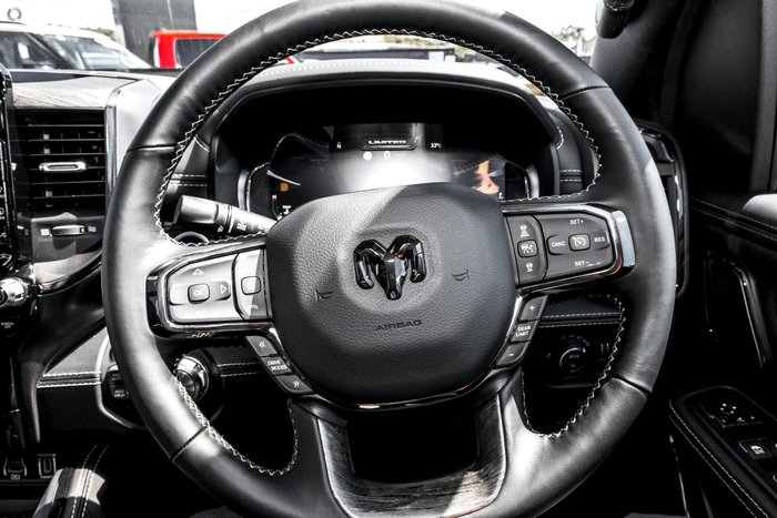 2025 RAM 1500 Limited Hurricane HO RamBox DT MY26 4X4 Dual Range Granite Crystal