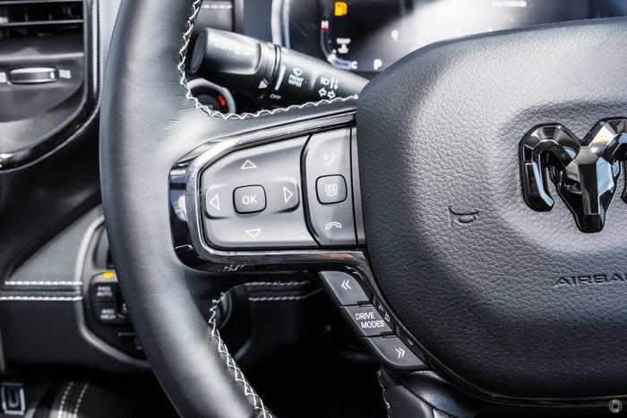 2025 RAM 1500 Limited Hurricane HO RamBox DT MY26 4X4 Dual Range Granite Crystal