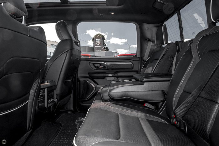 2025 RAM 1500 Limited Hurricane HO RamBox DT MY26 4X4 Dual Range Granite Crystal