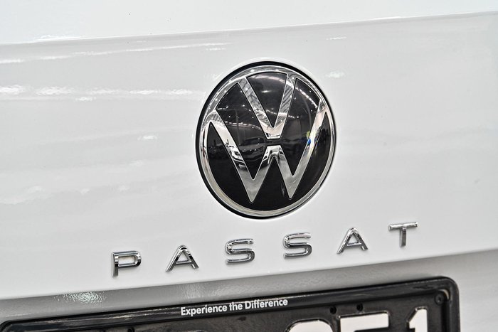 2022 Volkswagen Passat 162TSI Elegance