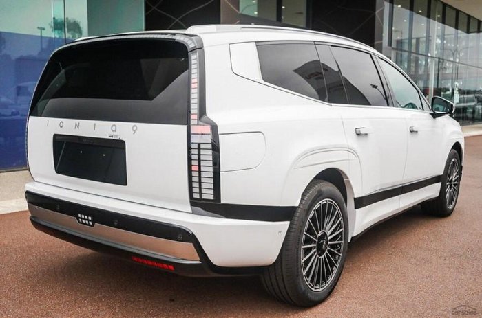 2025 Hyundai IONIQ 9 Calligraphy