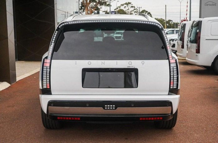 2025 Hyundai IONIQ 9 Calligraphy