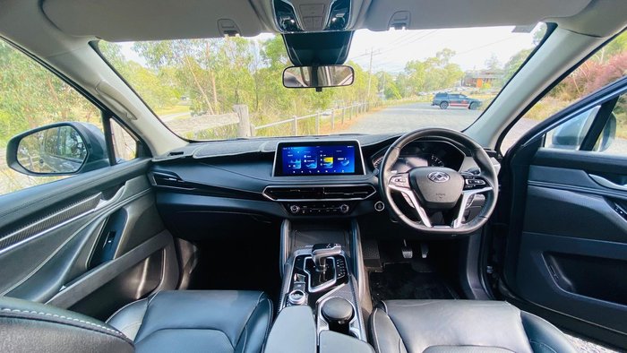 2022 LDV D90 Executive