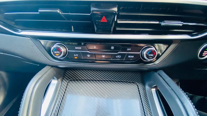 2022 LDV D90 Executive