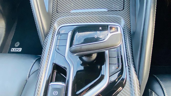 2022 LDV D90 Executive