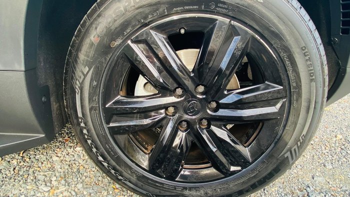 2022 LDV D90 Executive