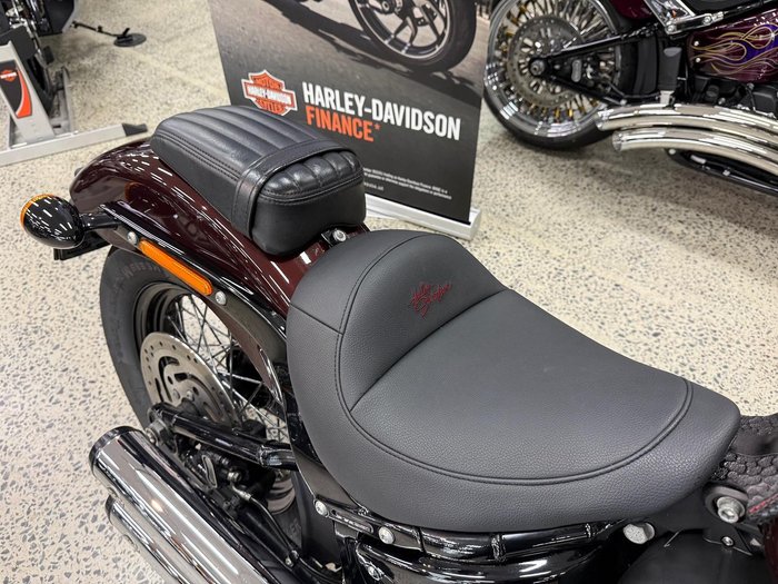 2021 Harley-Davidson Slim 107 (FLSL) Softail Maroon
