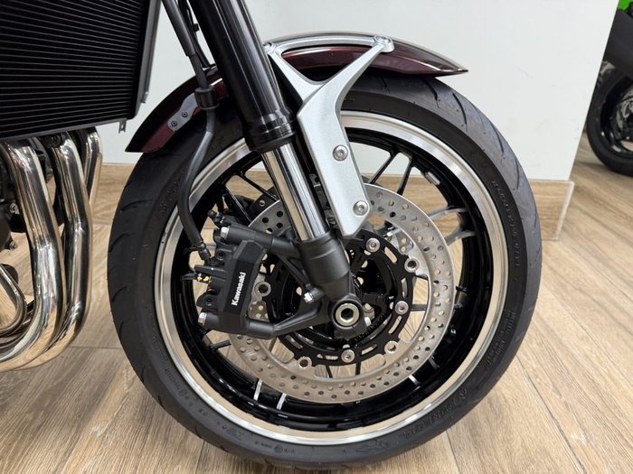 2026 Kawasaki 2026 KAWASAKI 900CC Z900RS RED