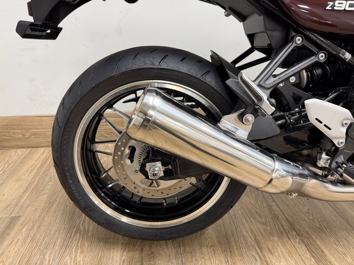 2026 Kawasaki 2026 KAWASAKI 900CC Z900RS RED