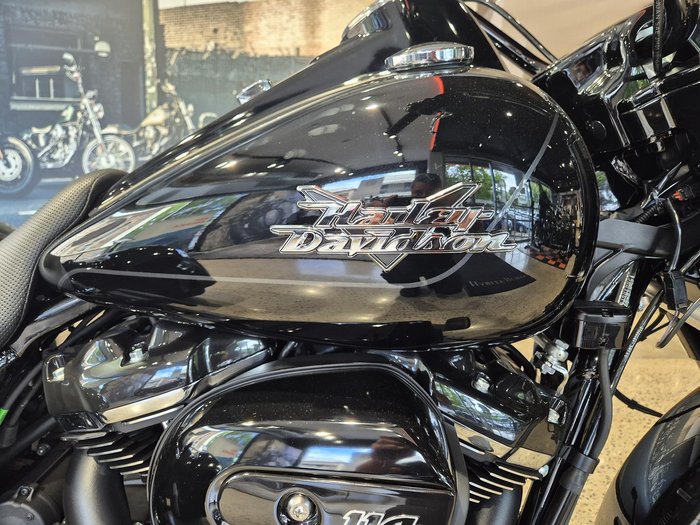 2025 Harley-Davidson Freewheeler 114 (FLRT) Freewheeler Black