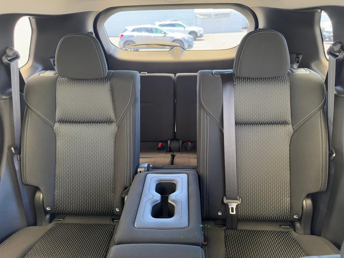 2025 Mitsubishi Outlander LS