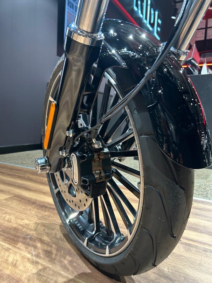 2025 Harley-Davidson Breakout 117 (FXBR) Softail Black