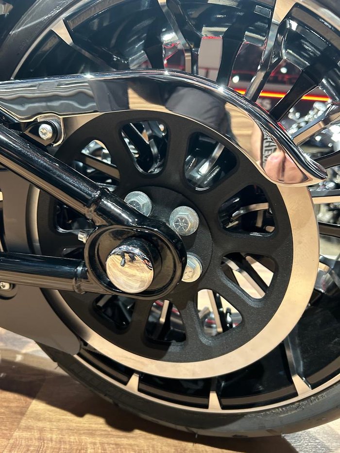 2025 Harley-Davidson Breakout 117 (FXBR) Softail Black