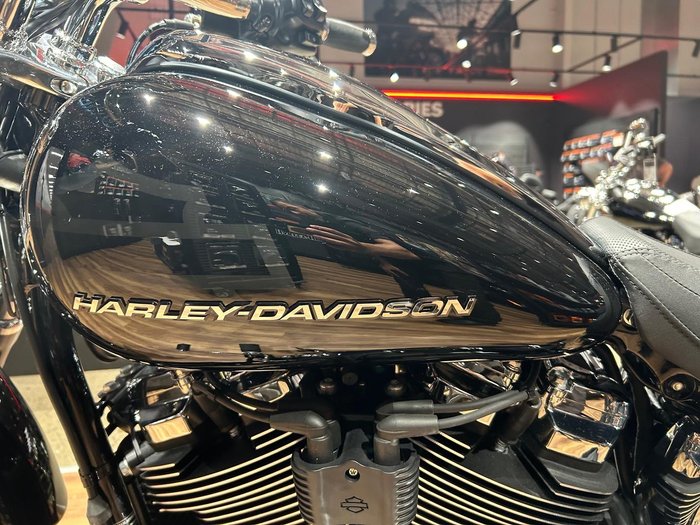 2025 Harley-Davidson Breakout 117 (FXBR) Softail Black